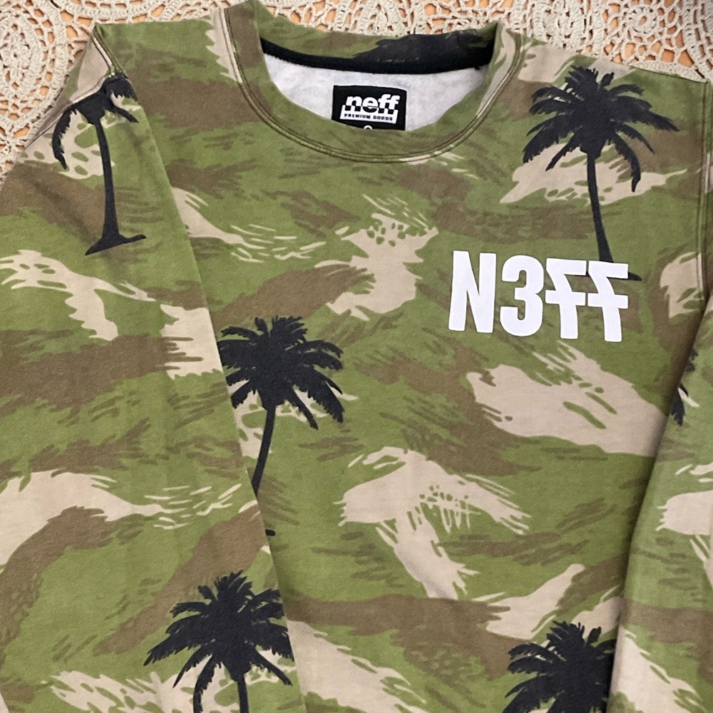 Neff Olive Camouflage Crewneck